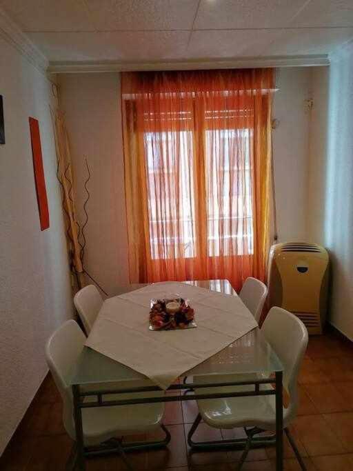 Apartamentos Centro Ciudad 2 Habitaciones Elda Zewnętrze zdjęcie
