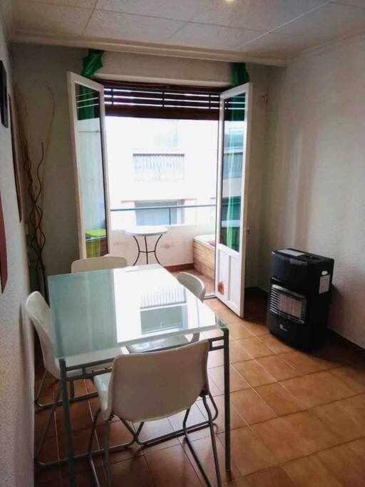 Apartamentos Centro Ciudad 2 Habitaciones Elda Zewnętrze zdjęcie
