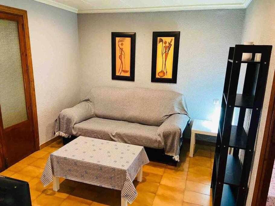 Apartamentos Centro Ciudad 2 Habitaciones Elda Zewnętrze zdjęcie