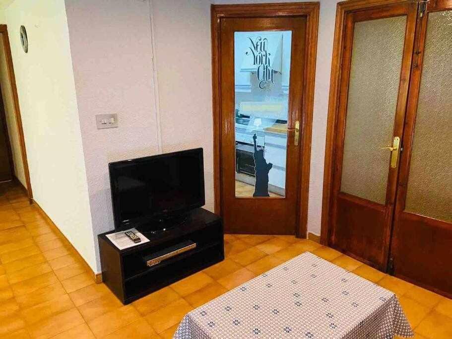 Apartamentos Centro Ciudad 2 Habitaciones Elda Zewnętrze zdjęcie