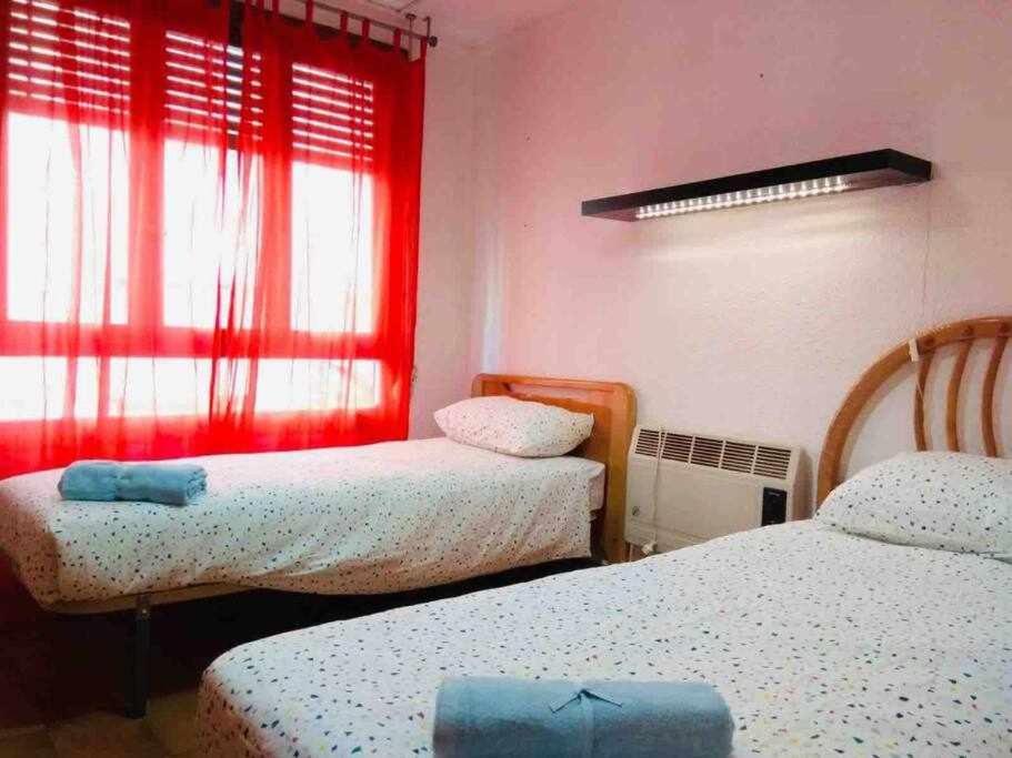 Apartamentos Centro Ciudad 2 Habitaciones Elda Zewnętrze zdjęcie